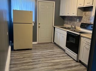 301 S Western Ave APT A, Abingdon, IL 61410