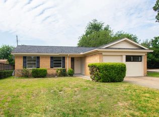 3314 Ridgefield St, Irving, TX 75062