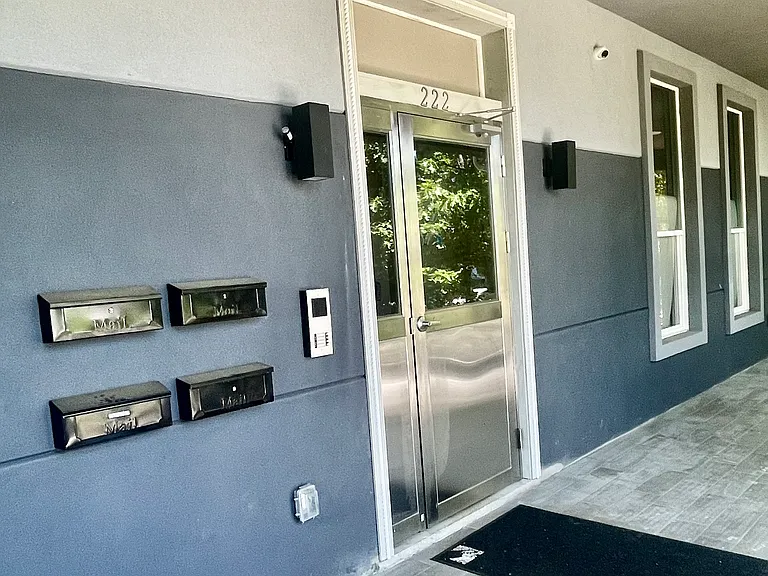 222 Primrose Ave #2 — Photo 5