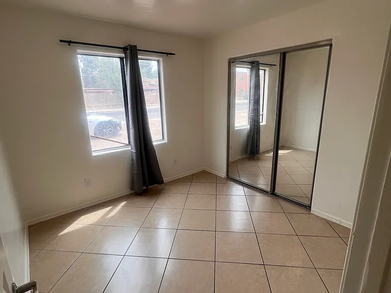 3925 E Blacklidge Dr #4 — Photo 9