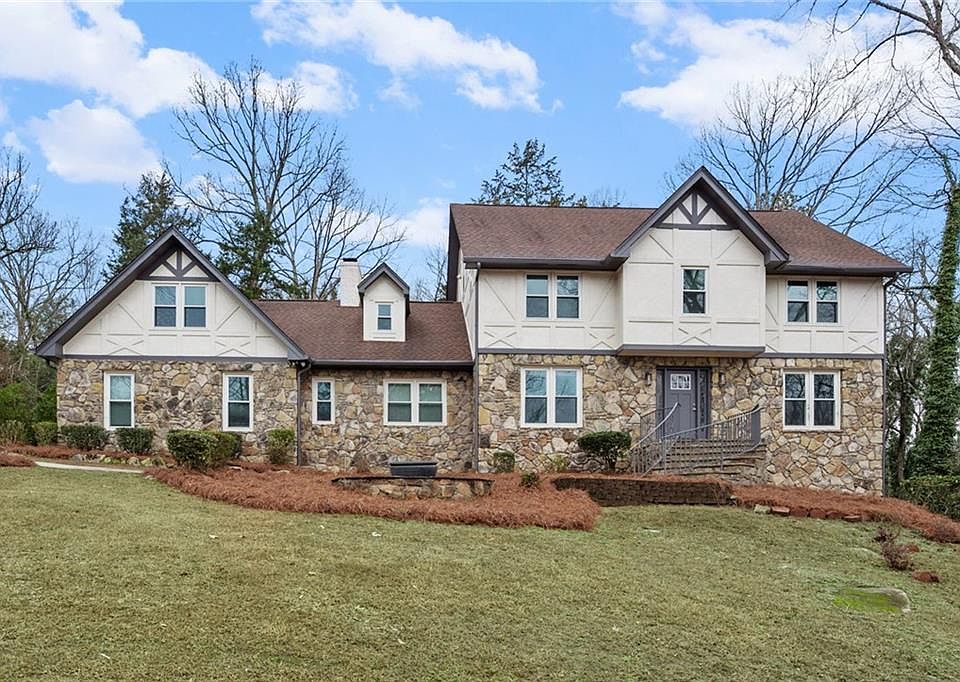 1st image of 4947 Castlewood Dr SW