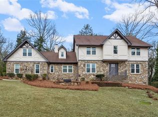 4947 Castlewood Dr SW, Lilburn, GA 30047