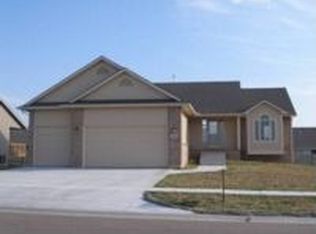 1013 E Moss Wood St, Derby, KS 67037