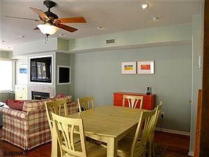 3rd image of 4516 Asbury Ave