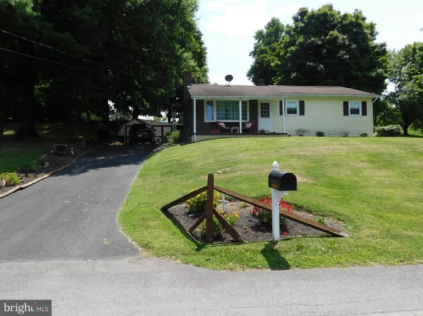 68 Dressler St, Mifflintown, PA 17059