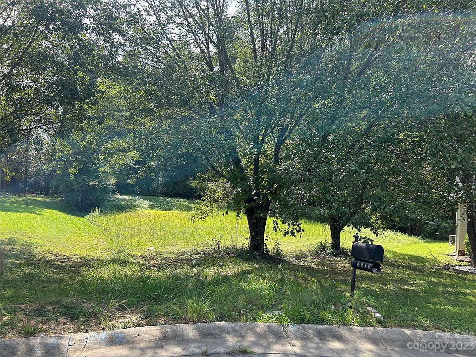 1st image of 9404 Northwoods Forest Dr