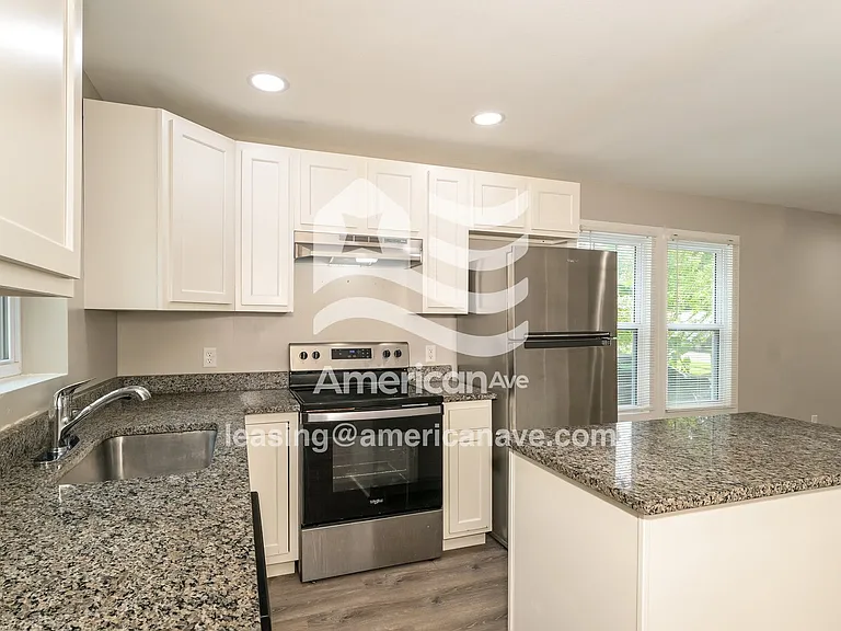 189613_005_kitchen_5.jpg