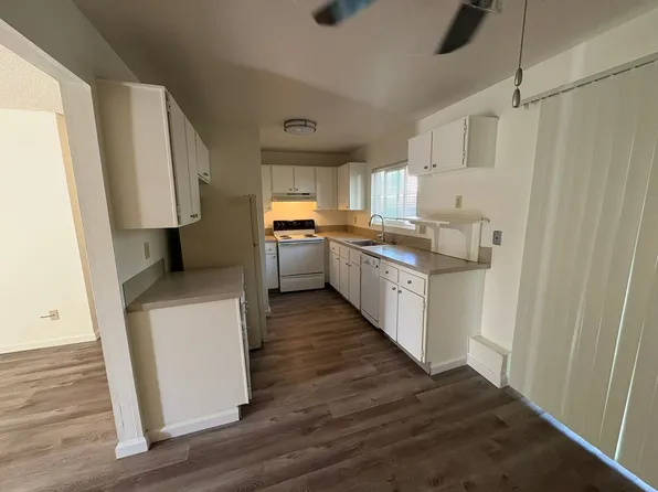 Jamestowne Plaza Apartments