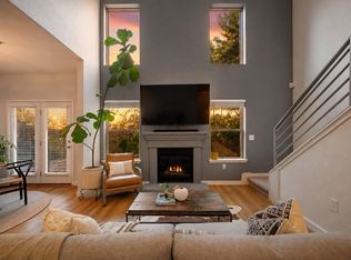 7205 Ray Charles Dr, Austin, TX 78745