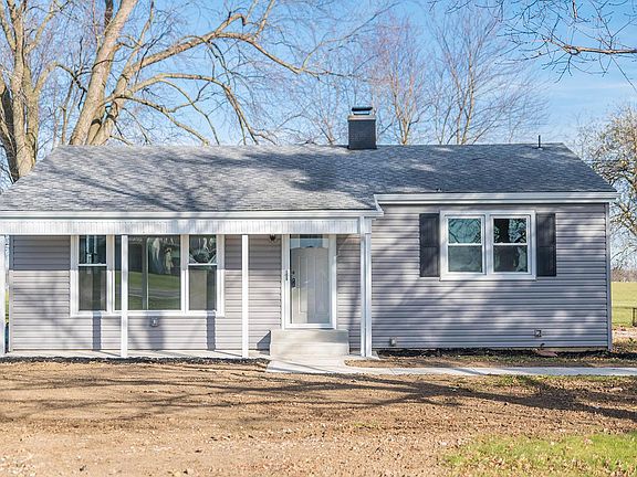 2nd image of 2784 Blacklick Eastern Rd NE