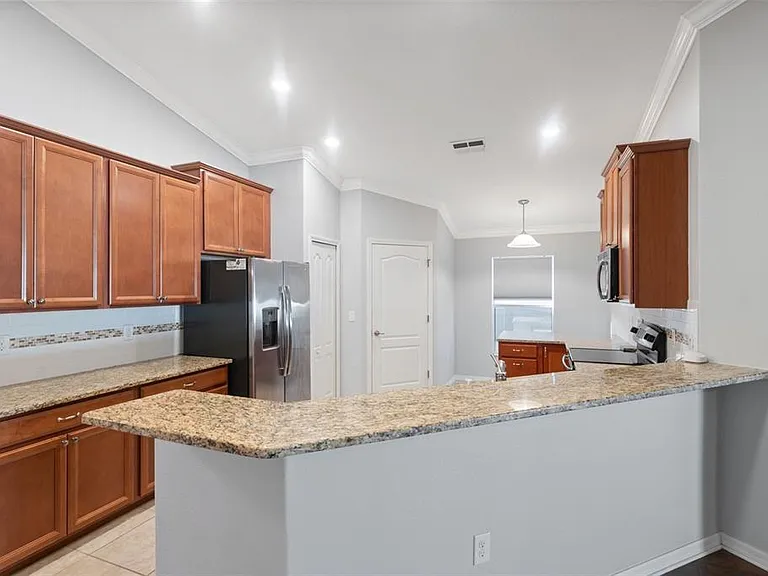 18035 Arbor Crest Dr — Photo 10
