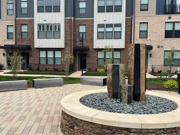 1684 Bandit Loop, Reston, VA 20190