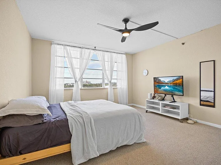 3100 W Rolling Hills Cir #707 — Photo 21
