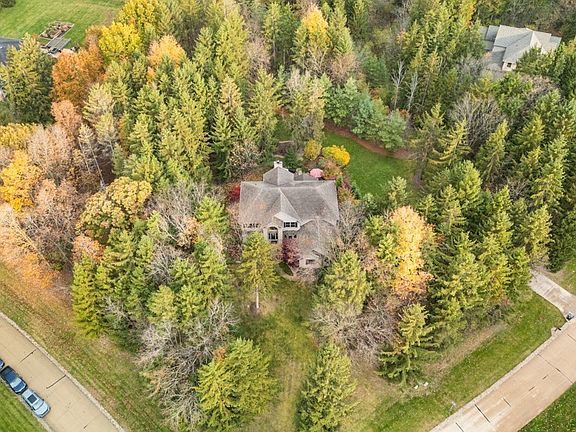 2nd image of 3604 Thomas Lincoln Pkwy
