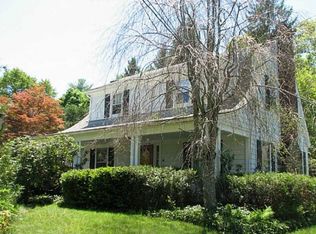 55 Spring St, Hope Valley, RI 02832