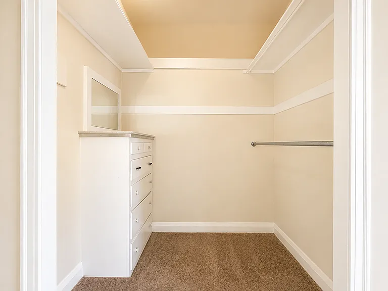 832 N Edinburgh Ave #8 — Photo 11