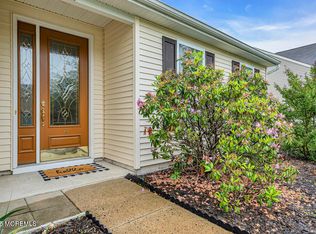 8 Tisdale Rd, Whiting, NJ 08759