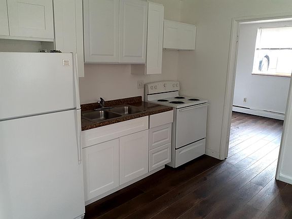 2nd image of 2897 Harrison Ave #11499173