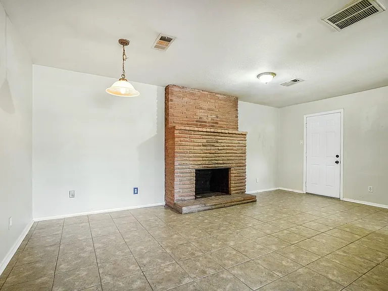 26407 Magnolia Dr — Photo 25