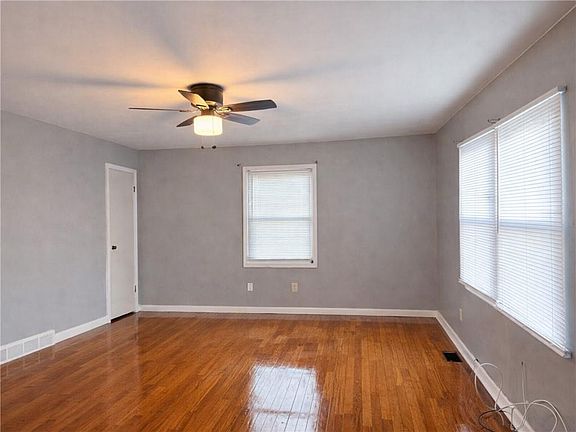 2nd image of 4736 E 44th Ter