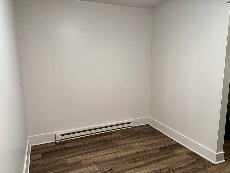299 N Market St #D — Photo 4