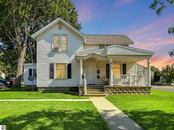 310 W Superior St, Alma, MI 48801