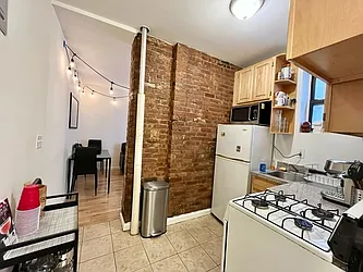 Rented by Best Apartments North Inc