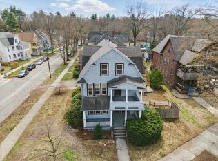 127-129 Pineywoods Ave, Springfield, MA 01108