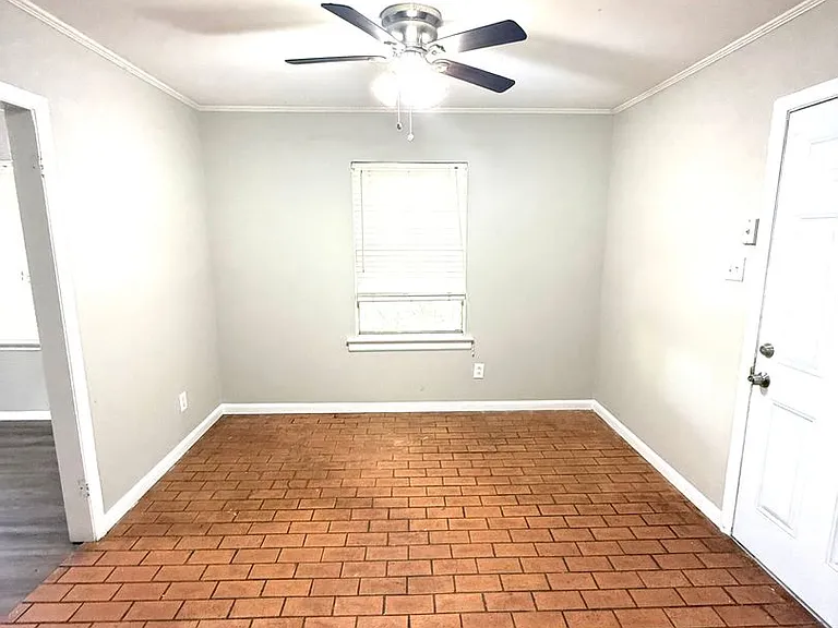 1826 Pinecrest Dr — Photo 4