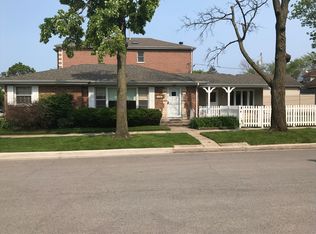 6919 N Odell Ave, Chicago, IL