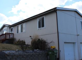 305 B St, Endicott, WA 99125