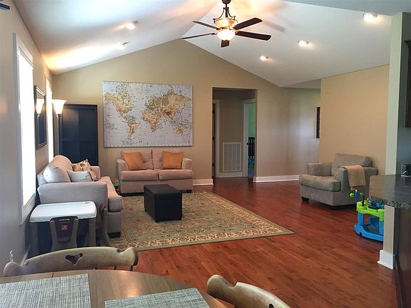 4th image of 71 Westhaven Ln