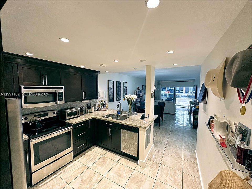 1st image of 450 Paradise Isle Blvd APT 102
