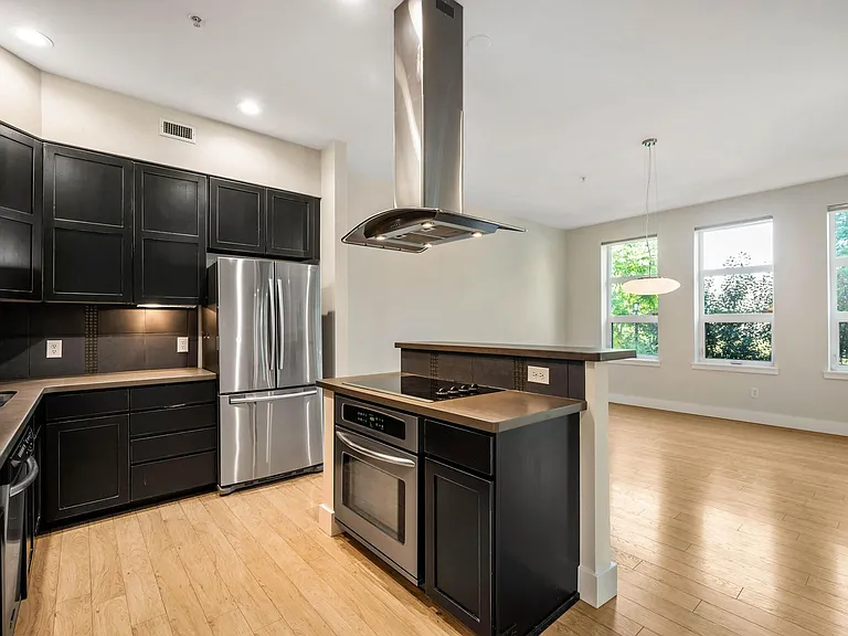1738 N Franklin St #1-B — Photo 17