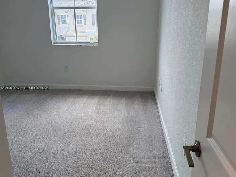 2616 SE 10th St #2616 — Photo 18