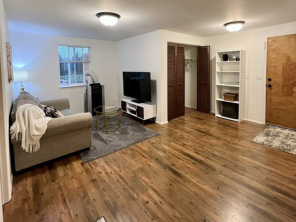 2nd image of 11220 196th Ave NE #1