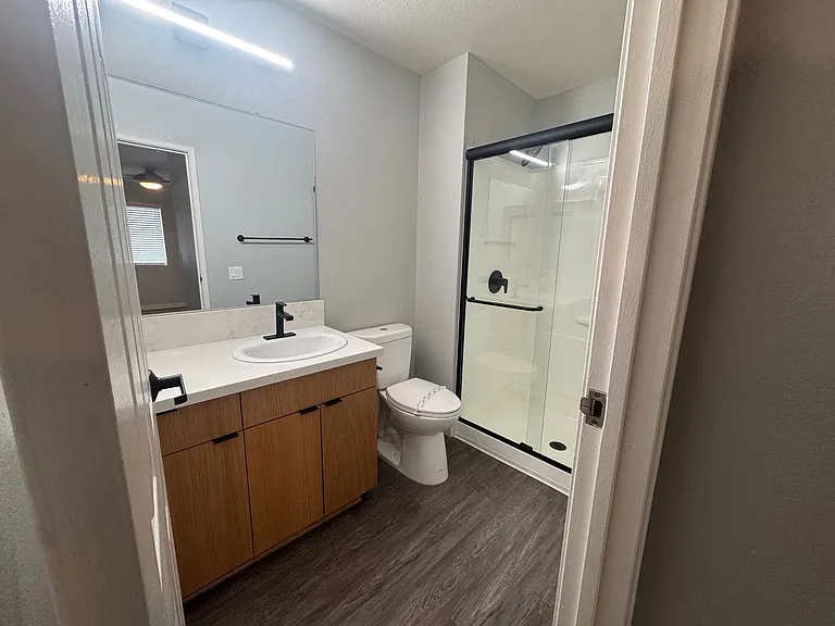 Corona Pointe Resort — Photo 150