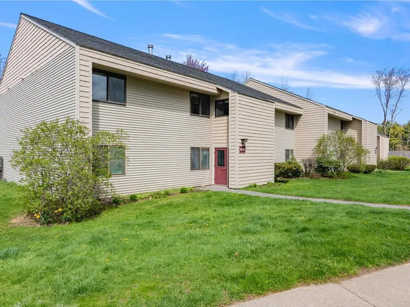 25 Bayberry Lane, South Burlington, VT 05403