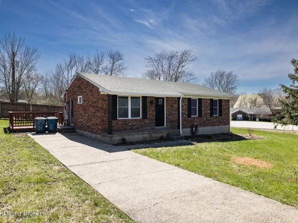 1210 Woodcreek Dr, La Grange, KY 40031