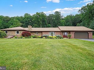 3588 Druck Valley Rd, York, PA 17406