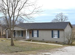 148 Four Winds Estates Dr, Mount Sterling, KY 40353