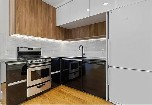 75 Ralph Ave #5H Photo 1