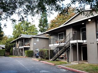 1136 W 1st St, Chico, CA 95928