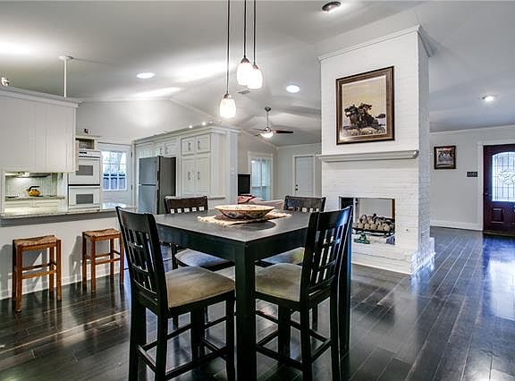 4th image of 2222 Shady Creek Dr