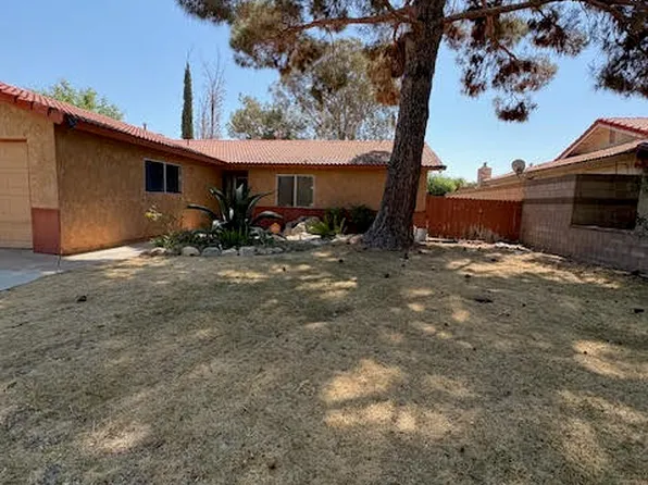 43702 Rembrandt St, Lancaster, CA 93535