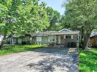 810 Charles Rd, Houston, TX 77076