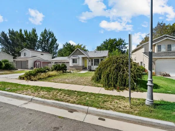 2391 W 2120 N, Clinton, UT 84015