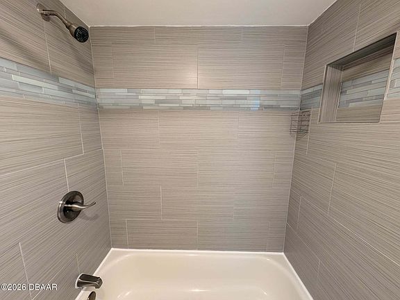 4th image of 313 S Atlantic Ave #3100