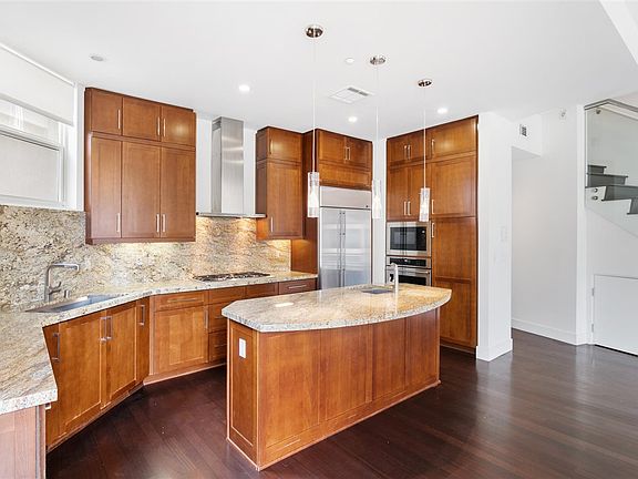 5th image of 502-518 N Myers St #502
