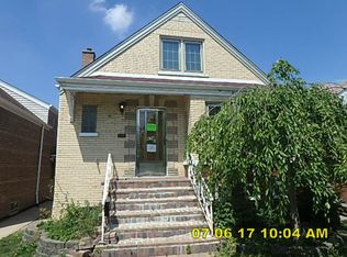 6742 S Tripp Ave, Chicago, IL 60629